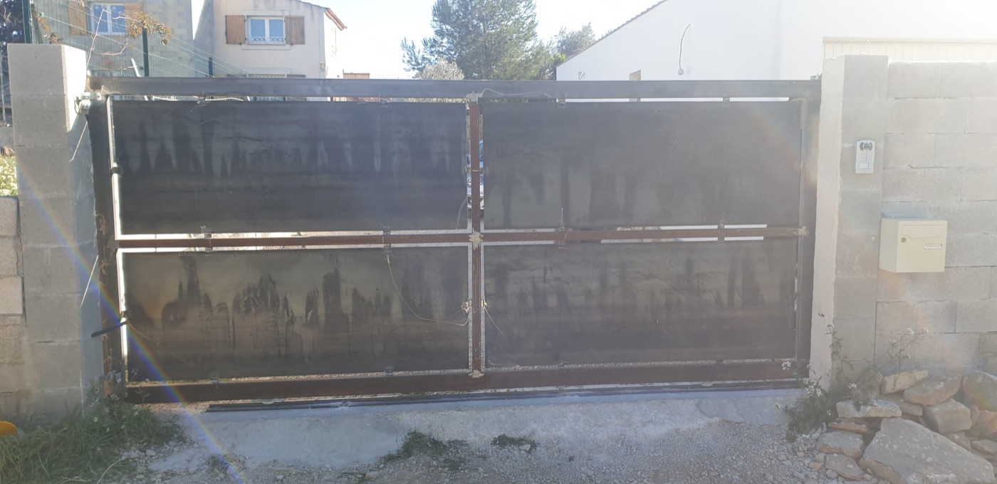 Ouvrage de ferronnerie sur mesure réalisé par l'Atelier Gombertois à Marseille