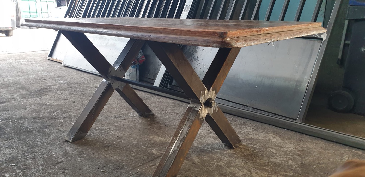Ouvrage de ferronnerie sur mesure réalisé par l'Atelier Gombertois à Marseille