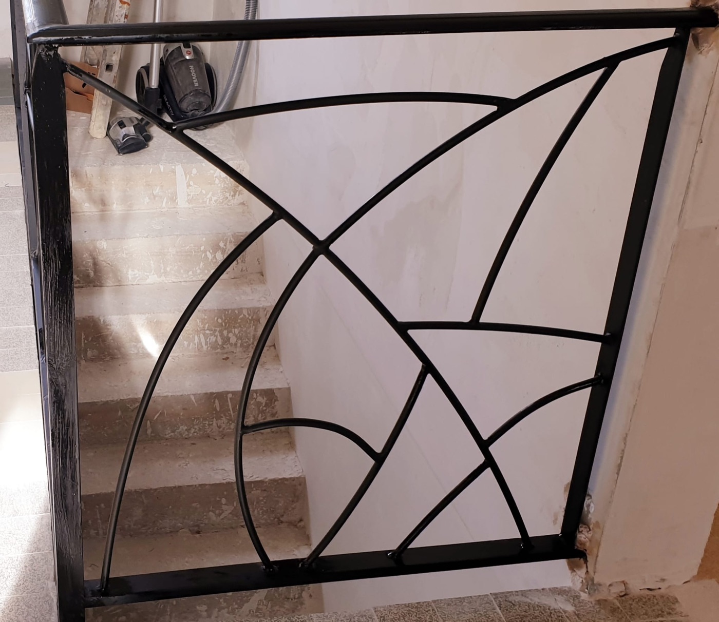 Garde-corps en fer forgé sur mesure réalisé par l'Atelier Gombertois — ferronnerie à Marseille